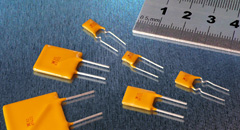 PolySwitch RKEF系列：泰科电子超小型电路?；て? width=