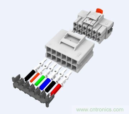 TE三重锁扣式电源（Power Triple Lock）连接器