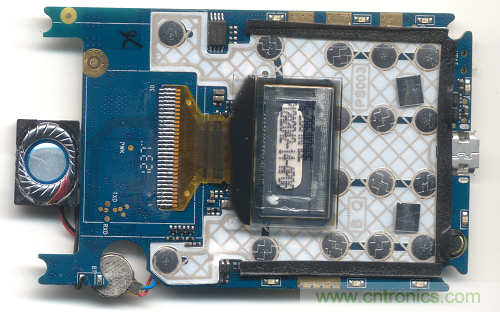 拆解探秘：售价75元的手机为什么还能盈利？