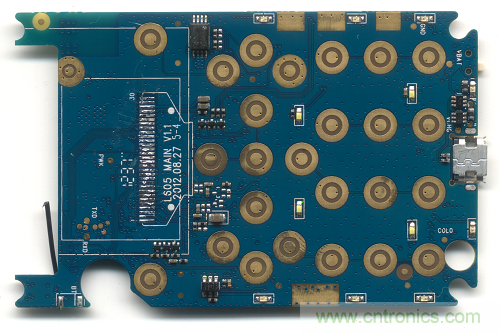 拆解探秘：售价75元的手机为什么还能盈利？