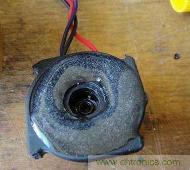 想减少电费吗？DIY一个迷你风力发电机吧