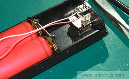 【DIY】电量救星！低成本自制移动电源