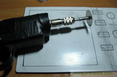 可调电源DIY：打孔，开槽