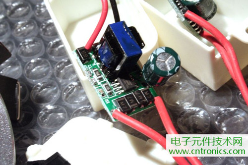 3W LED射灯拆解对比:普通版VS豪华版