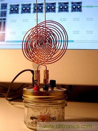 万圣节搞怪DIY:看工程师如何玩转万圣节