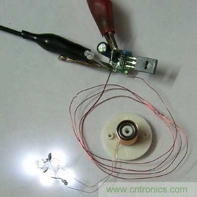 DIY：简单但神奇的无线供电套件