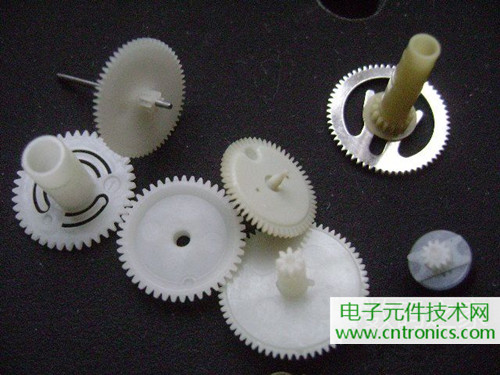 拆个老古董，日本精工石英电子挂钟拆解