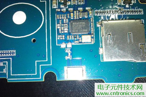 不怕摔的电纸书！一款柔性屏电子书阅读器拆解