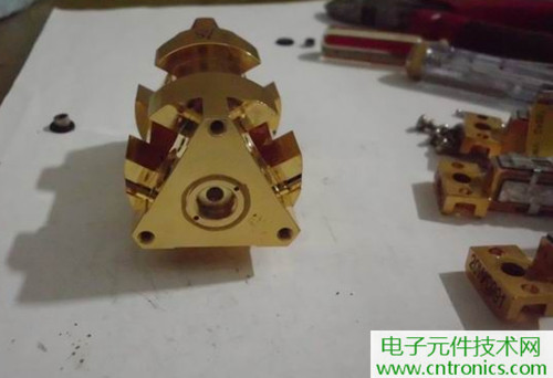 这货一万三？50W半导体激光模块拆解