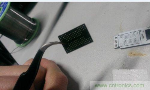 制作U盘全过程，由PCB做起