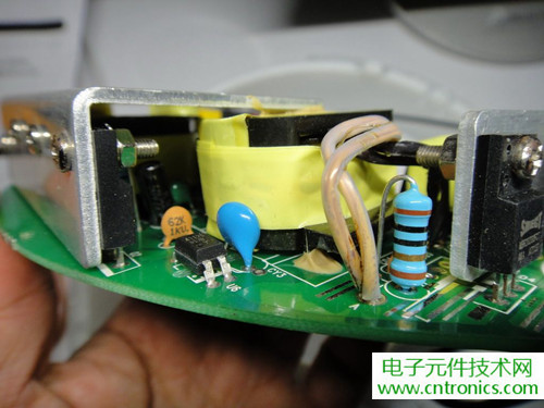 高端大气上档次！智能?？氐鞴釲ED吸顶灯拆解