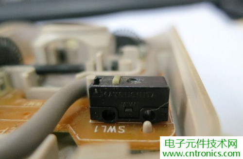 殿堂级机械鼠标拆解：叹精致做工！