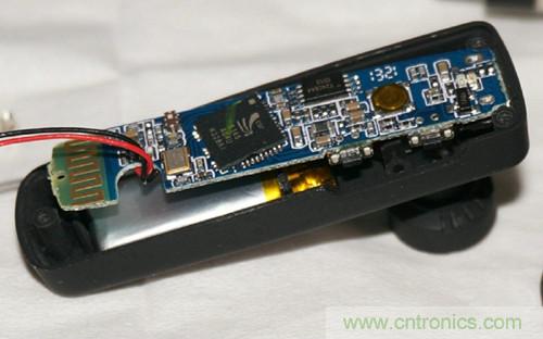 一分钱一分货！带NFC功能蓝牙耳机拆解