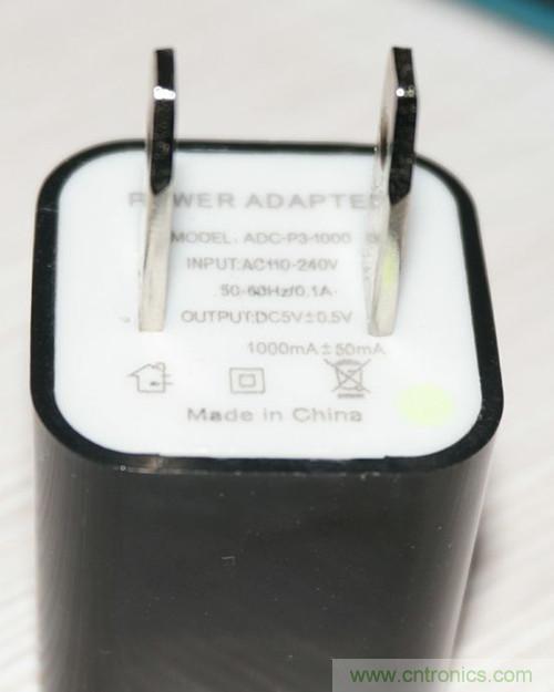 一分钱一分货！带NFC功能蓝牙耳机拆解