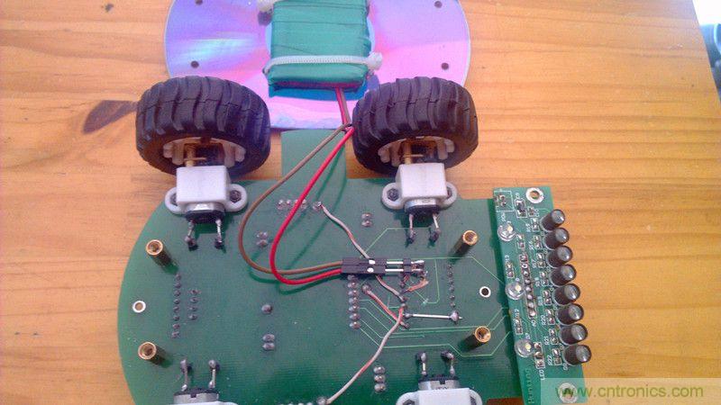 牛人力作！PCB版蓝牙智能小车DIY