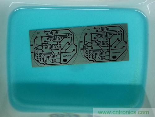 不足10元！低成本DIY便携USB音箱