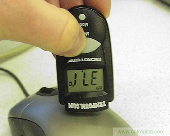 再测一下鼠标表面，37.1摄氏度