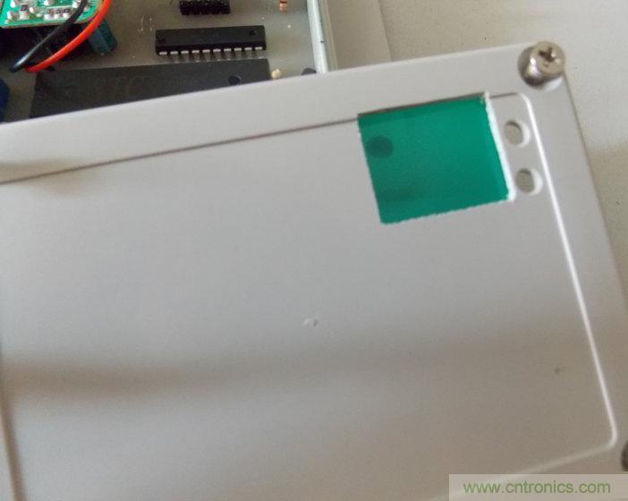 牛人全手工DIY:微电脑智能温控市电开关