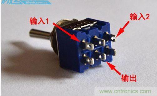 DIY：自制超炫音频分配器，实现音箱共用