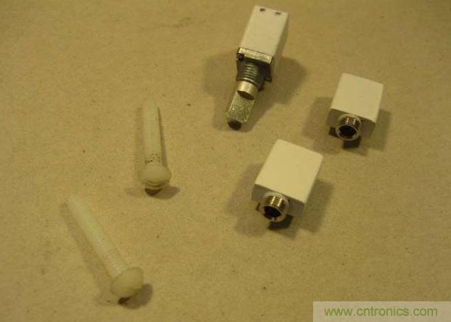 我就是这么牛！DIY IPod 耳放!