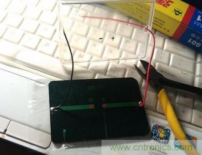 精巧DIY:绿色天然环保的太阳能移动电源
