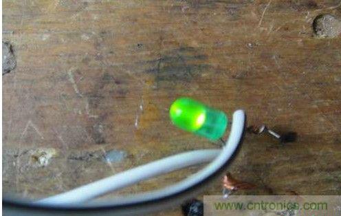 创意DIY！迷你风力发电机！