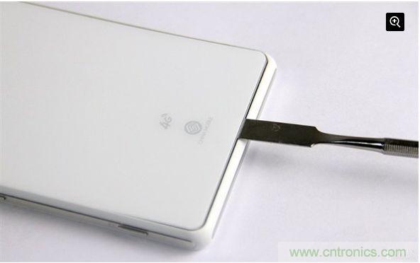 暴拆移动版索尼Xperia Z2