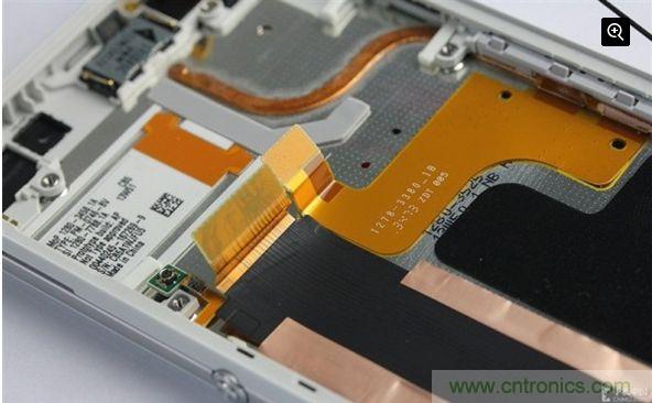 暴拆移动版索尼Xperia Z2