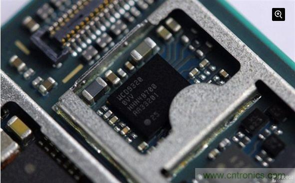 暴拆移动版索尼Xperia Z2