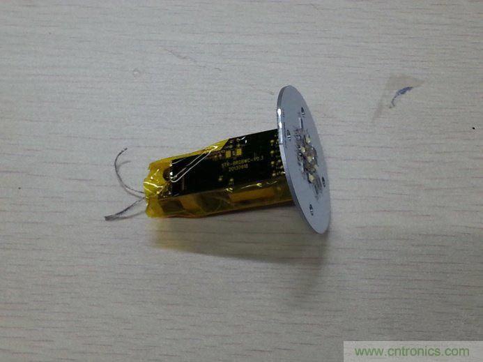 蓝牙?？楹偷缭茨？? /></div>
<div style=