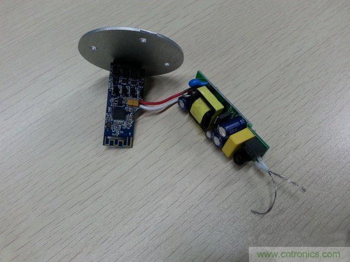 电源?？? /></div>
<div style=