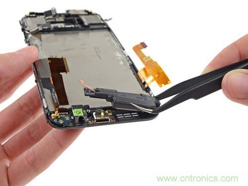 牛人强拆！新HTC One(M8)真机精密做工难修理