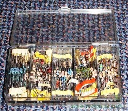 能收纳长接脚电阻的塑胶盒