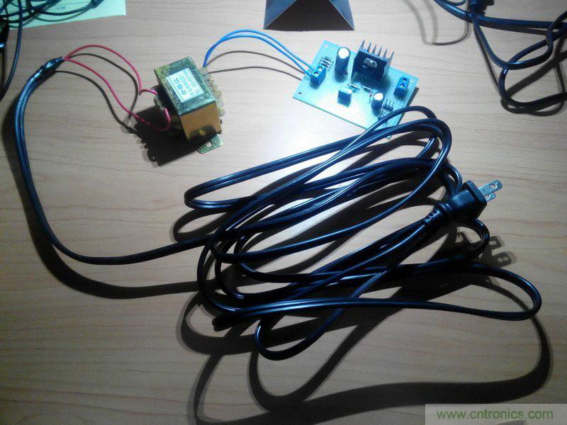 网友分享：DIY一个LM317 可调稳压电源