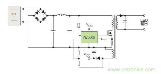 初级侧驱动器可通过在输出级使用变压器，设计成隔离式配置；或通过使用电感器替代输出变压器，并选用降压控制器替代反激电路，设计成非隔离配置。