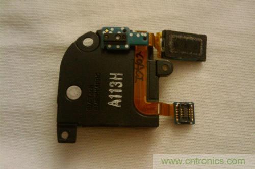 手机中小孔&ldquo;暗藏天机&rdquo;？距离传感器的大学问