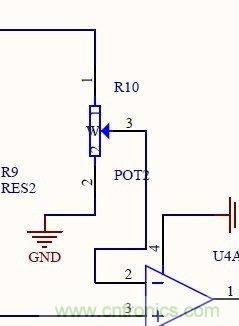 在电路中滑动阻值时，电位器的电压会发生什么变化？