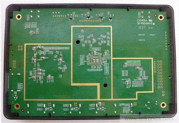 图(d) GHDSSW4 PCB背面