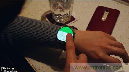 Moto 360 二代:“精益求精”的细节仍无法弥补功能的缺失