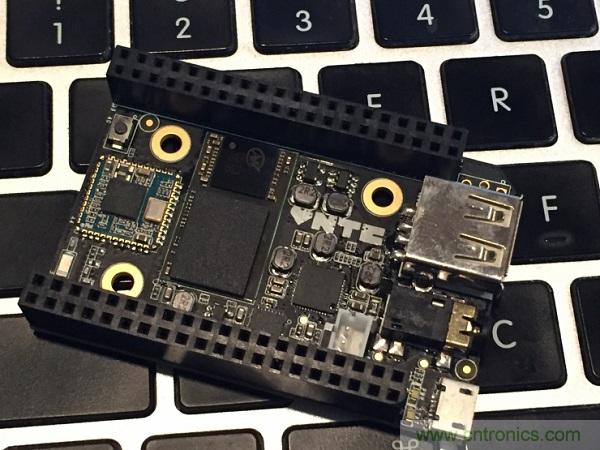 C.H.I.P. 和 Pi Zero超微型电脑——谁才是创客们心里的 No.1？