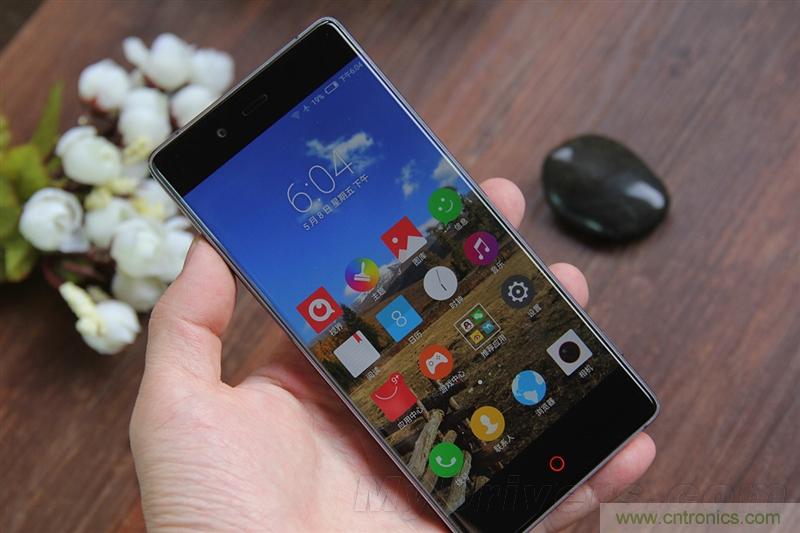 无边框的 nubia Z9 ，一款既有惊喜，又有惊艳的智能手机