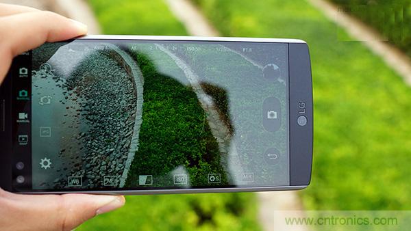 业界良心 LG V10 评测:刚毅、冷峻，不失人性化
