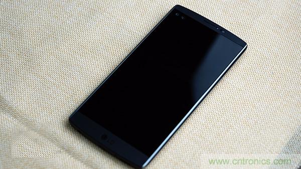 业界良心 LG V10 评测:刚毅、冷峻，不失人性化
