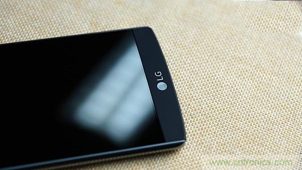 业界良心 LG V10 评测:刚毅、冷峻，不失人性化