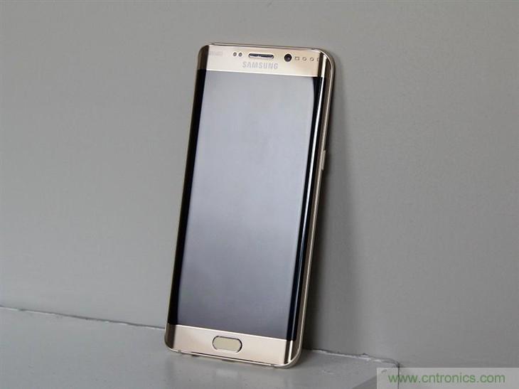 三星S6 edge+评测：击退note 5，带着双曲屏卷土重来