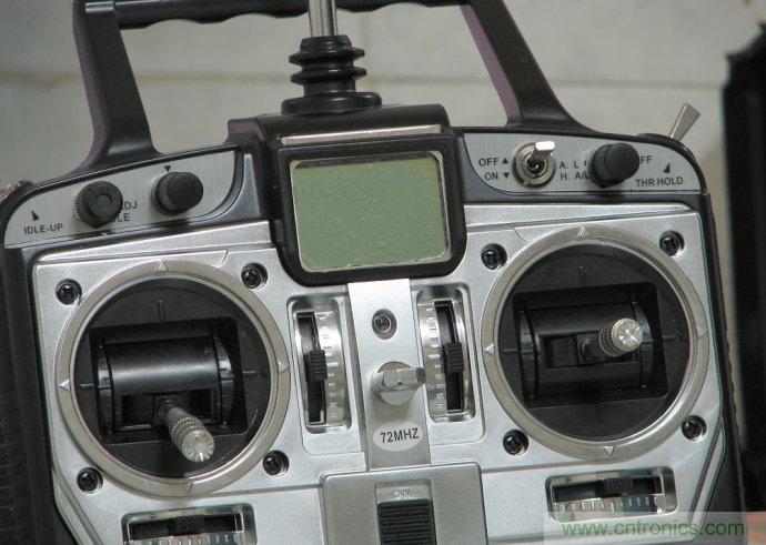 无人机 DIY 制作全过程，酷得不要不要的！