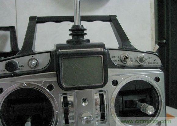 无人机 DIY 制作全过程，酷得不要不要的！