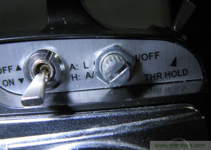 无人机 DIY 制作全过程，酷得不要不要的！