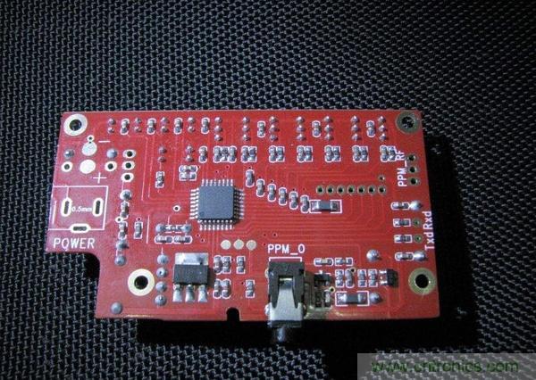 无人机 DIY 制作全过程，酷得不要不要的！