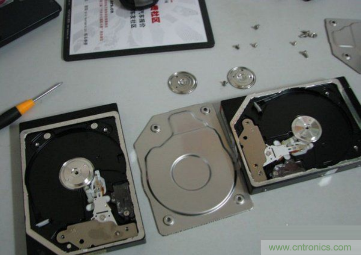 无人机 DIY 制作全过程，酷得不要不要的！